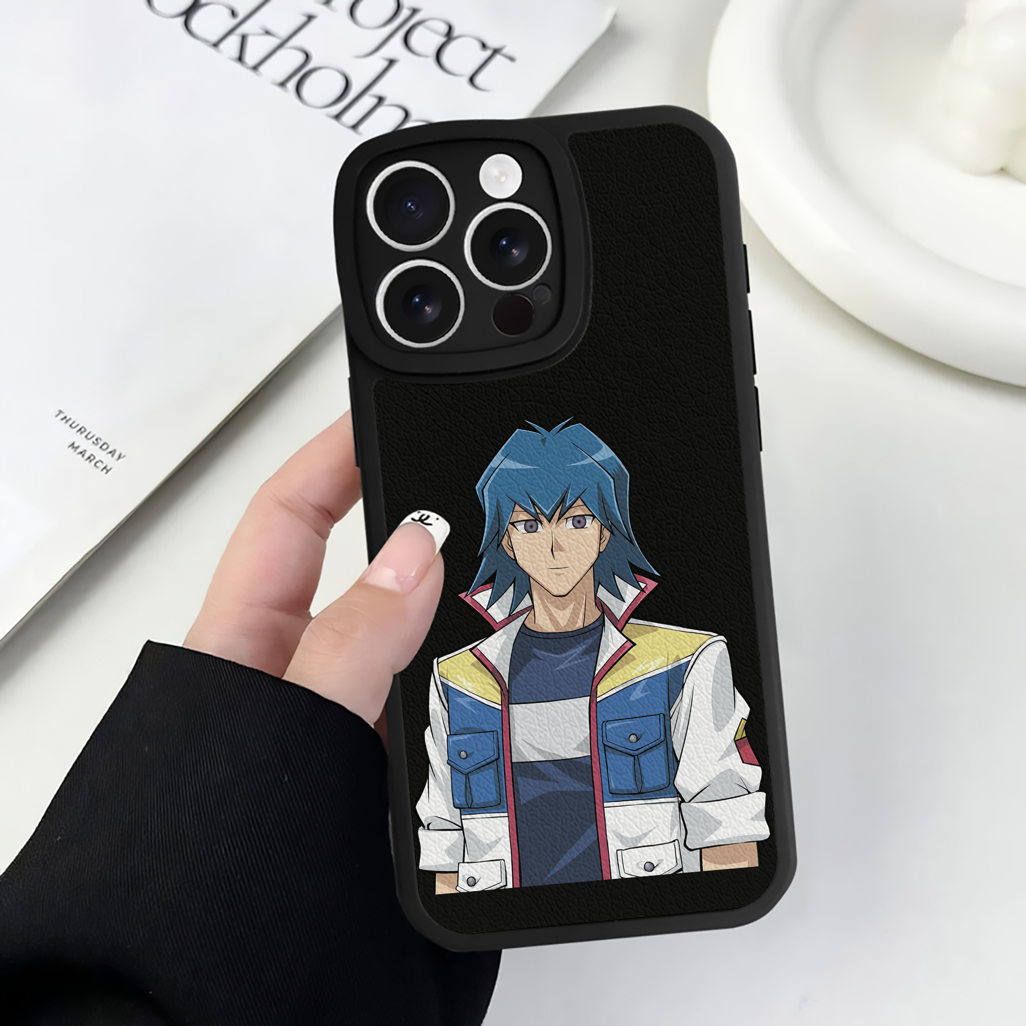 遊☆戯☆王 Yu-Gi-Oh! 【iPhone 16シリーズ対応】シリコンスマホケース（レザー調） 材質：シリコン